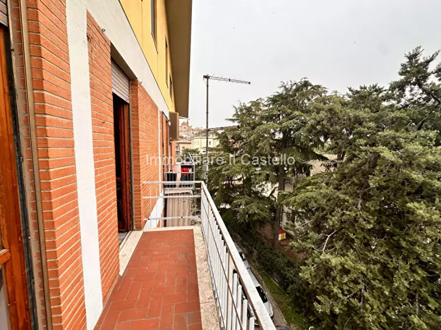 Immagine 7 di Appartamento in vendita  in Via Trento a Castiglione Del Lago