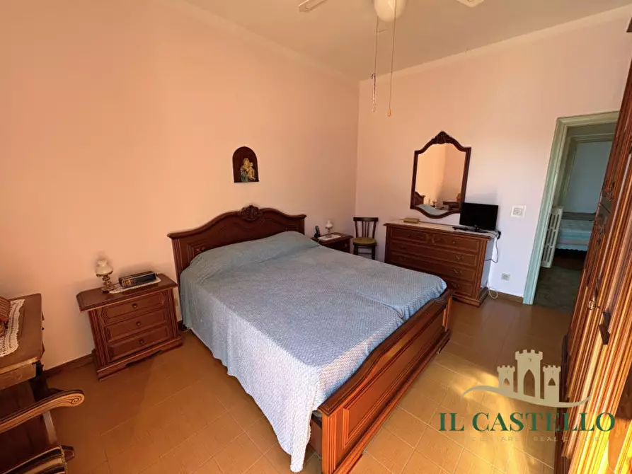 Immagine 11 di Appartamento in vendita  in Via Trento a Castiglione Del Lago