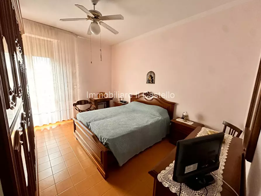 Immagine 11 di Appartamento in vendita  in Via Trento a Castiglione Del Lago