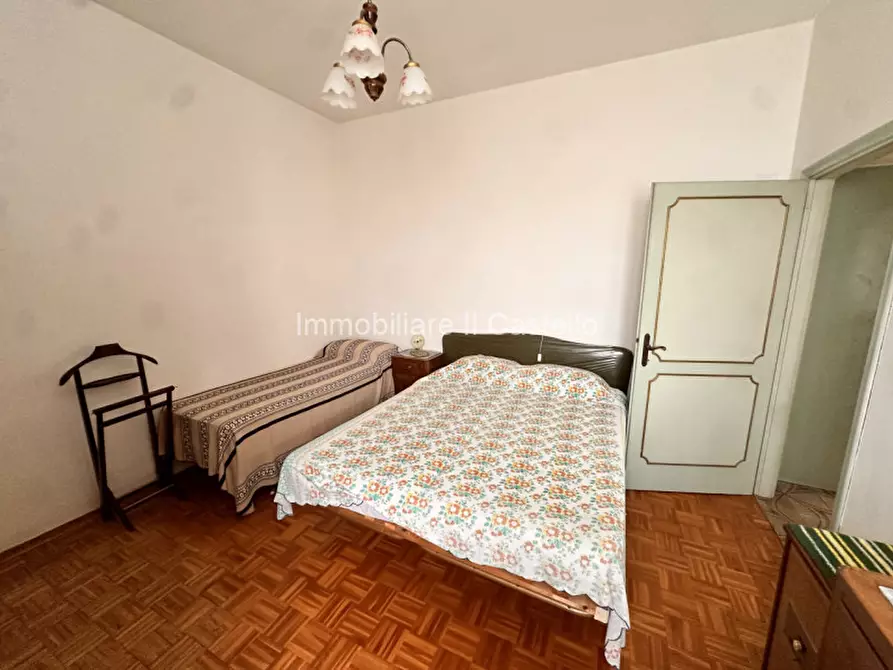 Immagine 16 di Appartamento in vendita  in Via Trento a Castiglione Del Lago