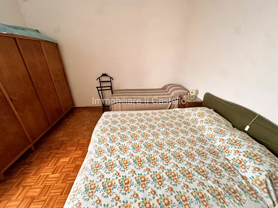 Immagine 17 di Appartamento in vendita  in Via Trento a Castiglione Del Lago