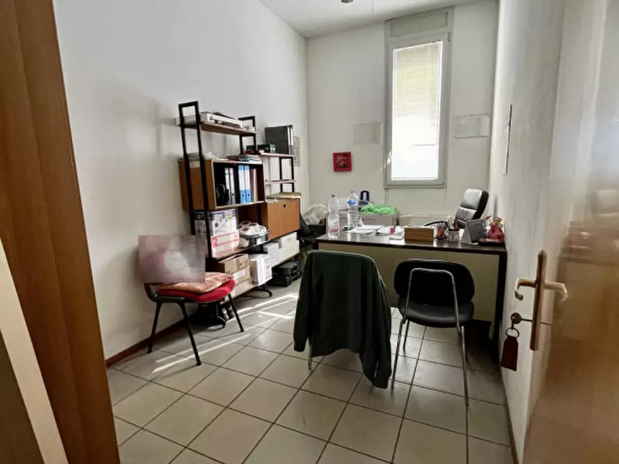 Immagine 4 di Laboratorio in vendita  in Via filippo turati a Loro Ciuffenna