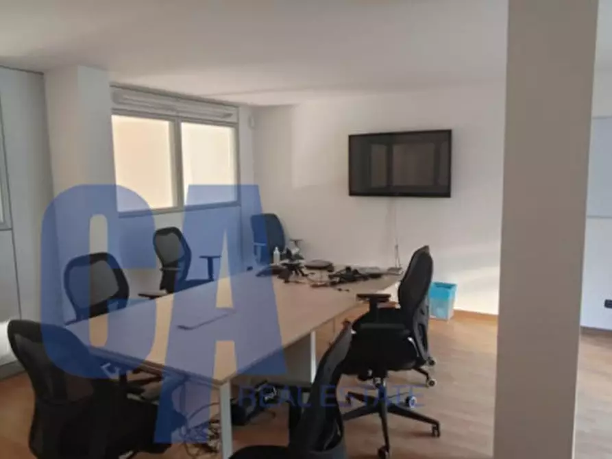 Immagine 7 di Laboratorio in vendita  in VIALE MONZA a Milano