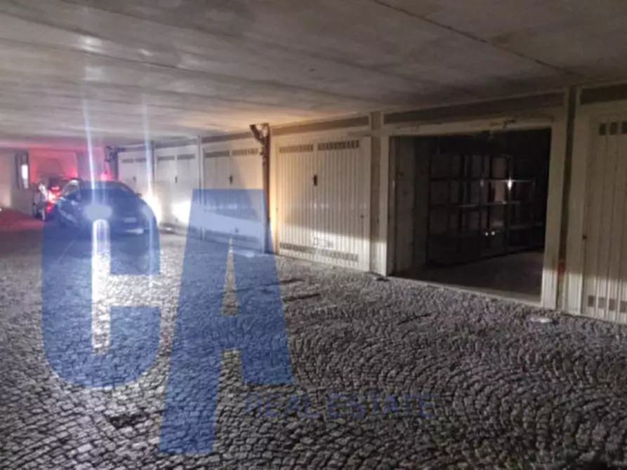 Immagine 14 di Laboratorio in vendita  in VIALE MONZA a Milano