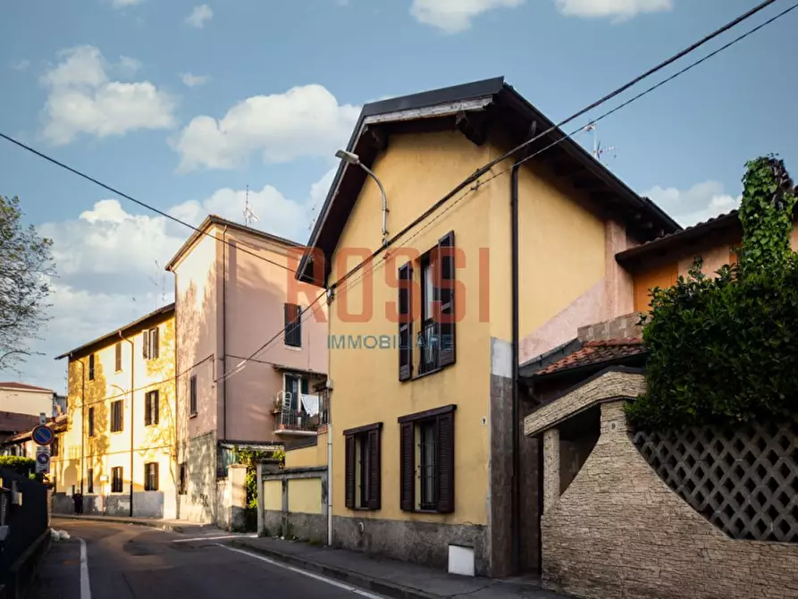 Immagine 1 di Appartamento in vendita  in VIA SANT'ALESSANDRO a Monza