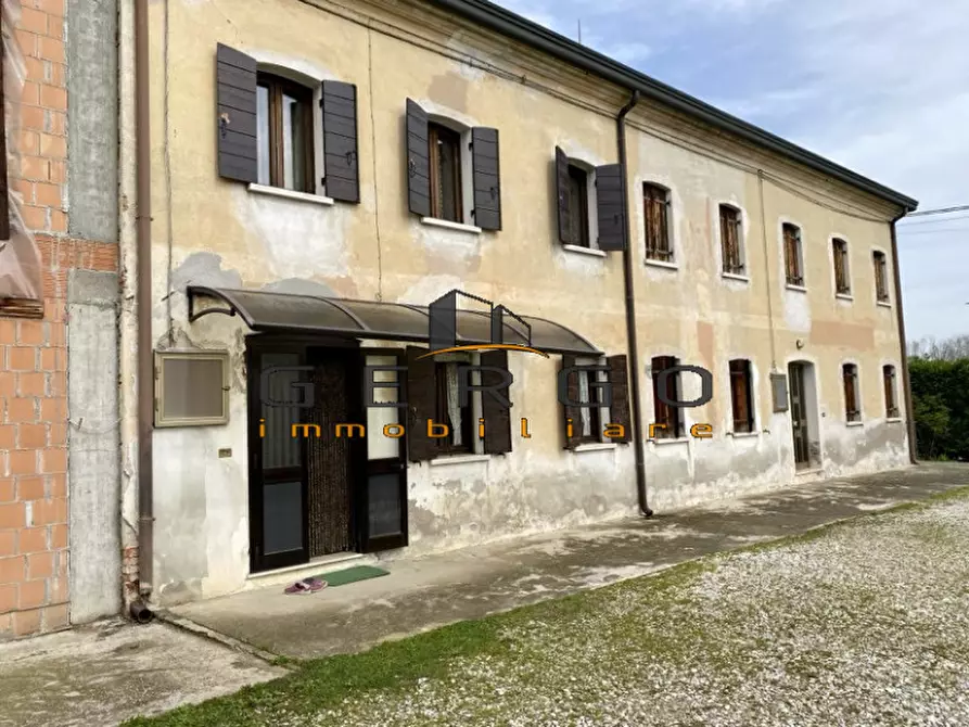 Immagine 1 di Casa indipendente in vendita  in Via Roma a Piombino Dese