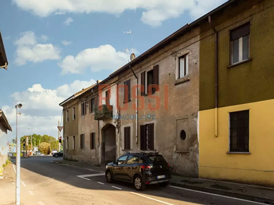 Immagine 1 di Appartamento in vendita  in VIA SANT ALESSANDRO a Monza