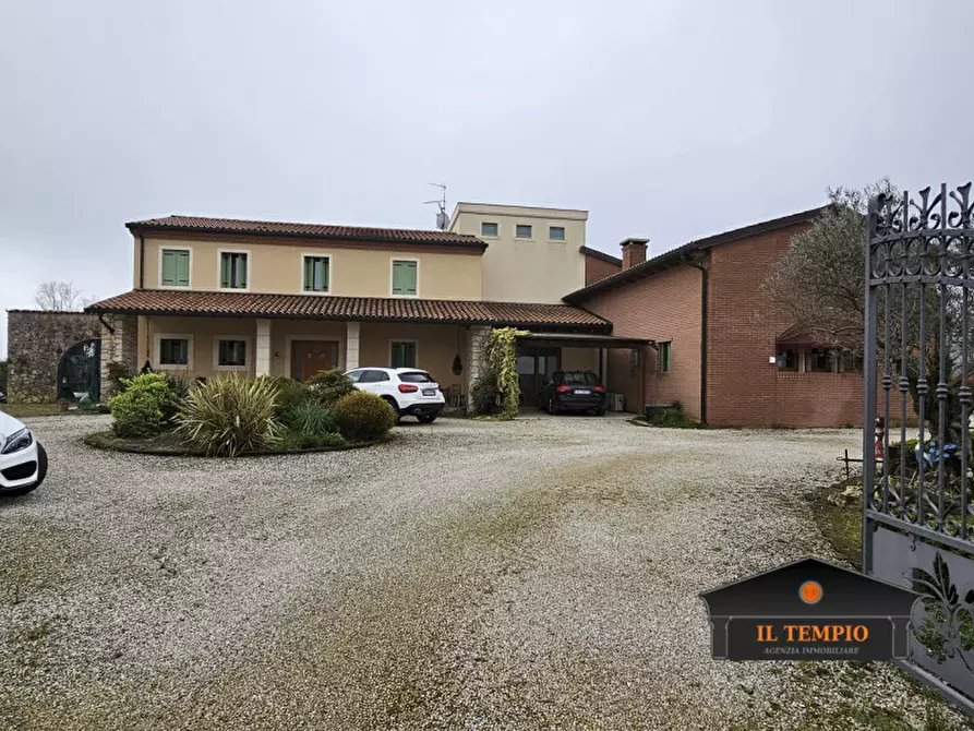 Immagine 31 di Villa in vendita  in VIA ANESOLO a Sossano