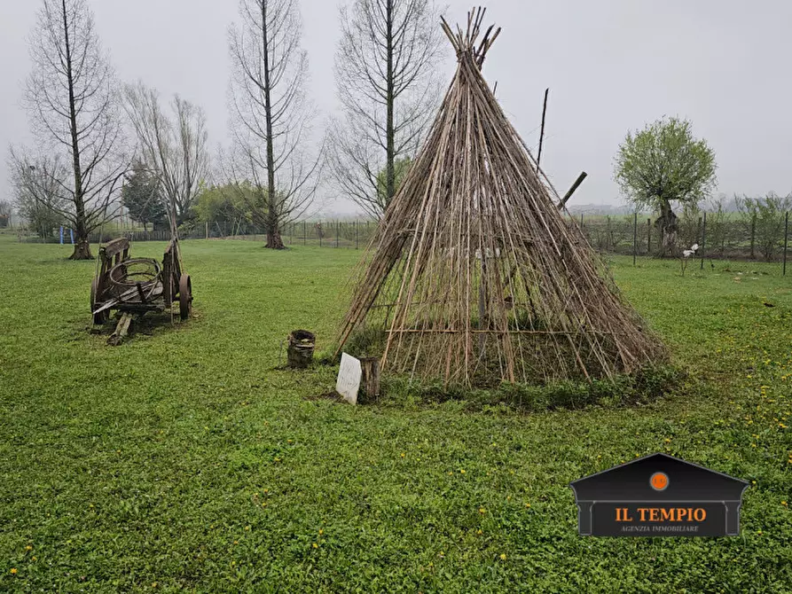 Immagine 41 di Villa in vendita  in VIA ANESOLO a Sossano