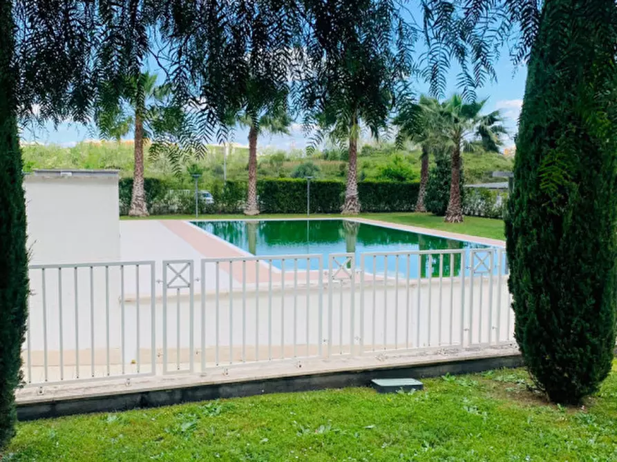 Immagine 4 di Appartamento in vendita  a Roma