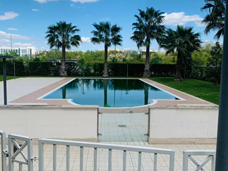 Immagine 5 di Appartamento in vendita  a Roma