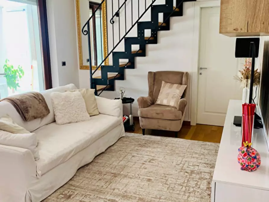 Immagine 6 di Appartamento in vendita  a Roma