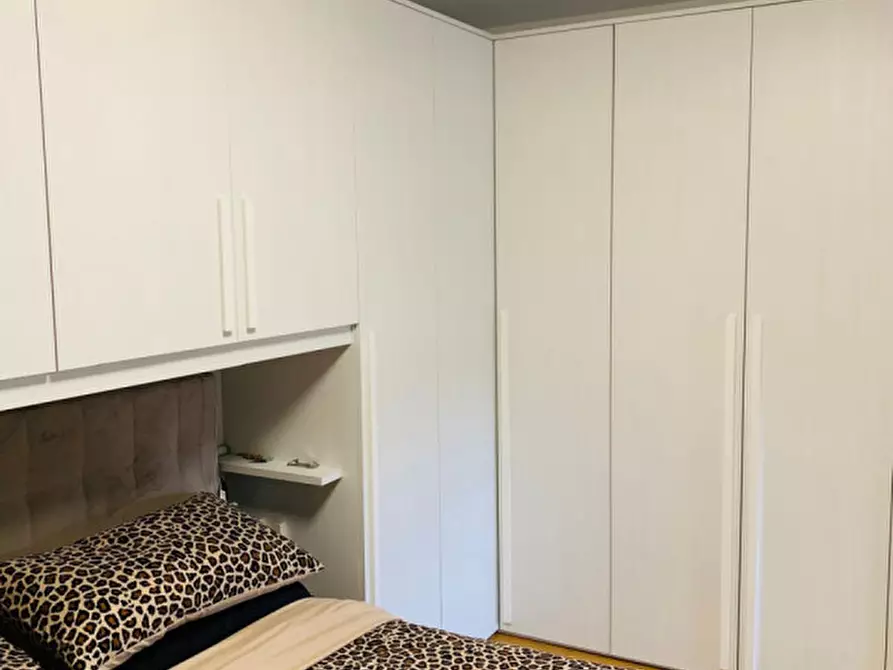 Immagine 12 di Appartamento in vendita  a Roma