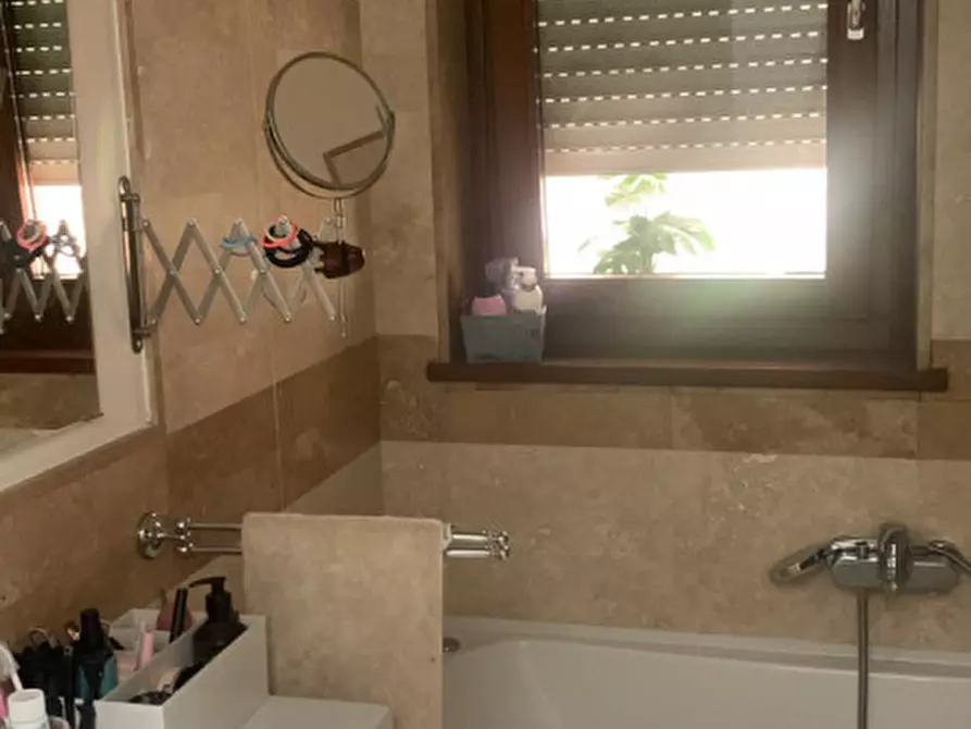 Immagine 29 di Appartamento in vendita  a Roma