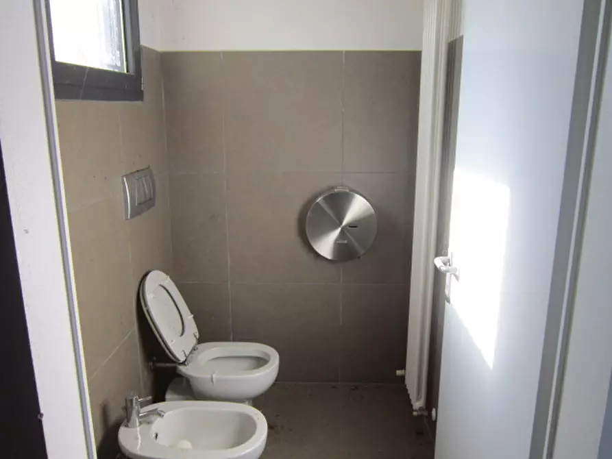 Immagine 16 di Ufficio in vendita  in Via Argine Po Nord 73 a San Benedetto Po