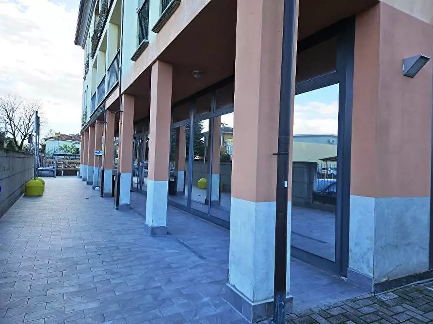 Immagine 4 di Ufficio in affitto  in via Emilia Ovest a Parma