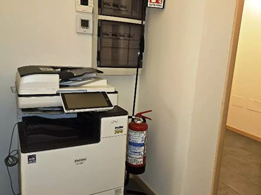 Immagine 13 di Ufficio in affitto  in via Emilia Ovest a Parma