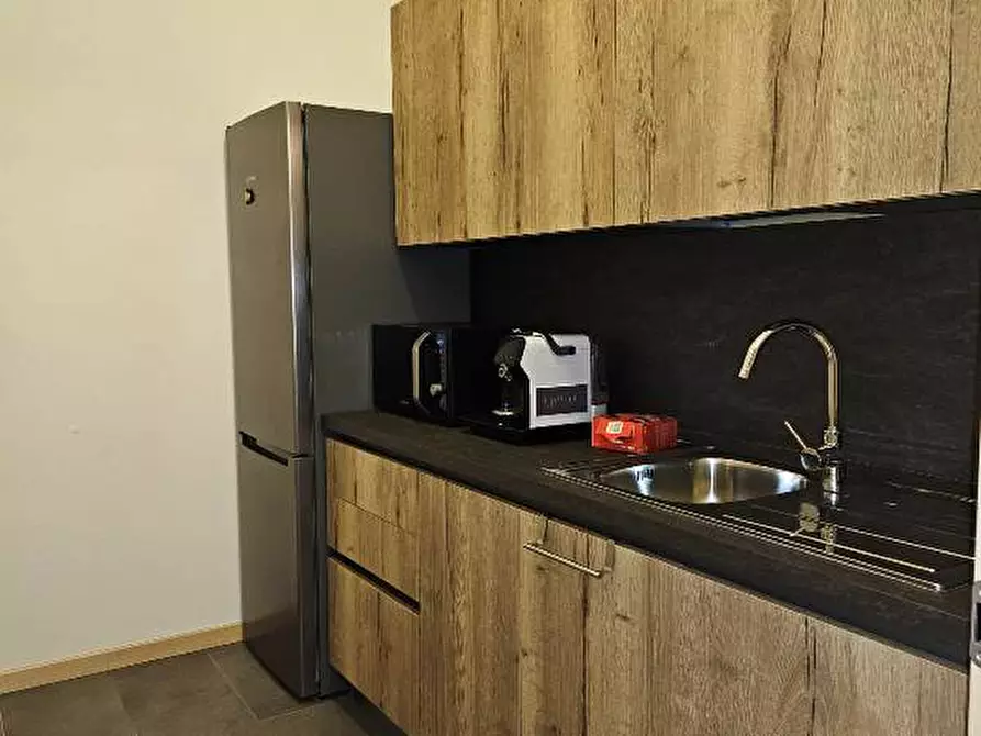 Immagine 15 di Ufficio in affitto  in via Emilia Ovest a Parma