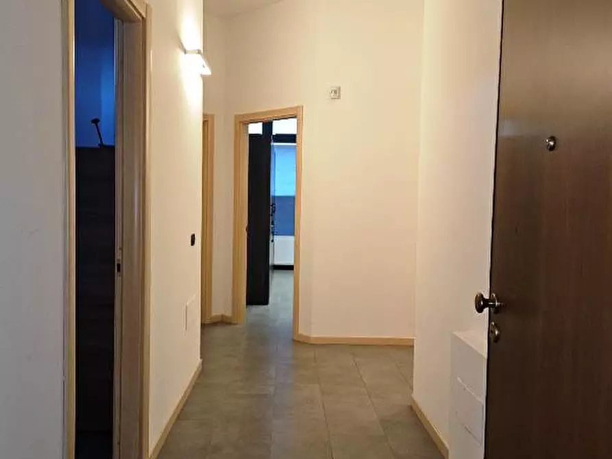 Immagine 45 di Ufficio in affitto  in via Emilia Ovest a Parma