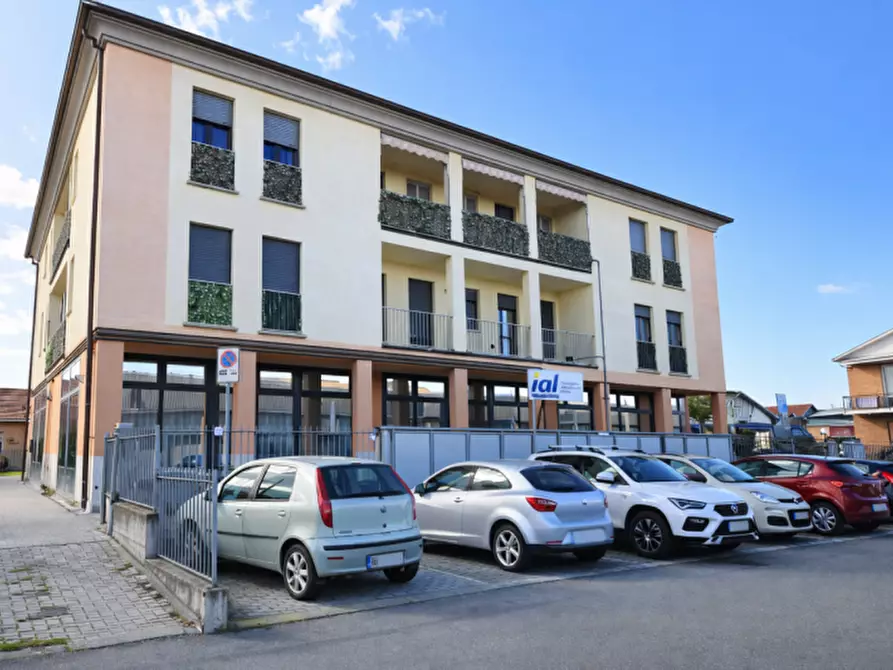 Immagine 8 di Ufficio in affitto  in via Emilia Ovest a Parma