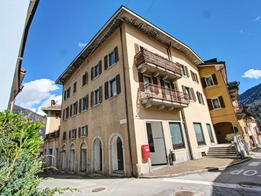 Immagine 1 di Appartamento in vendita  in Via del Foro, 27 a Tione Di Trento
