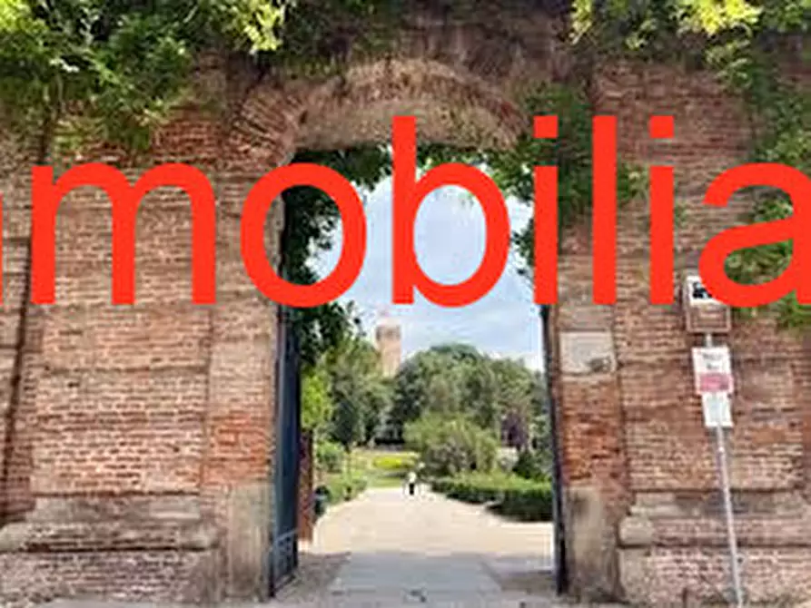 Immagine 2 di Palazzo in vendita  in Via C. B Cavour n. 79 Este a Este