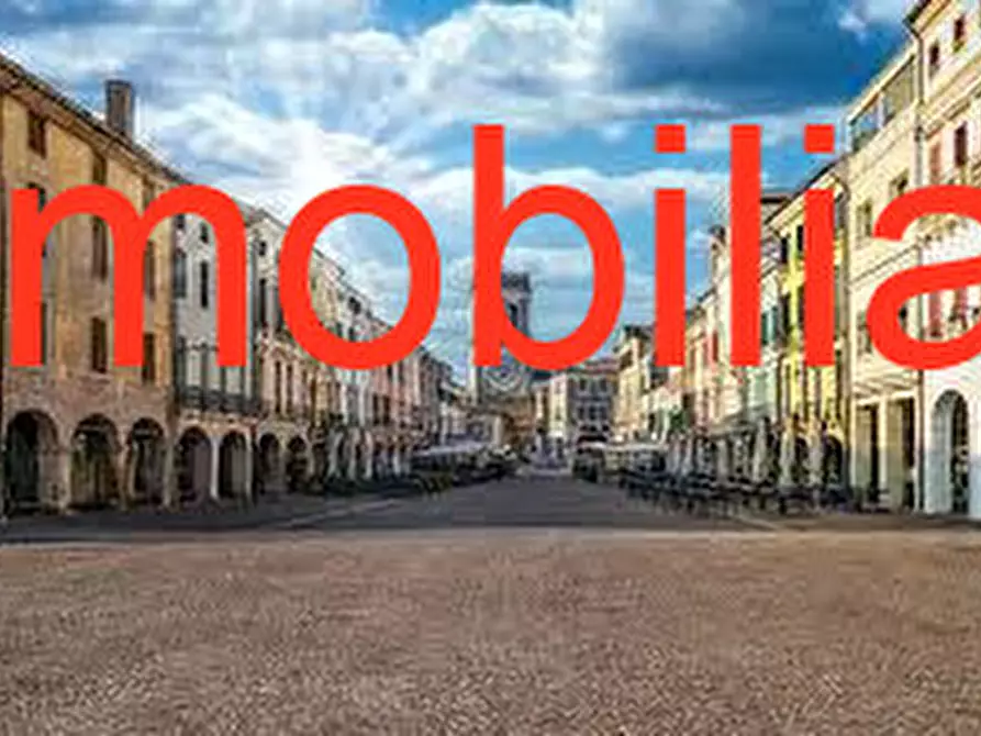 Immagine 6 di Palazzo in vendita  in Via C. B Cavour n. 79 Este a Este