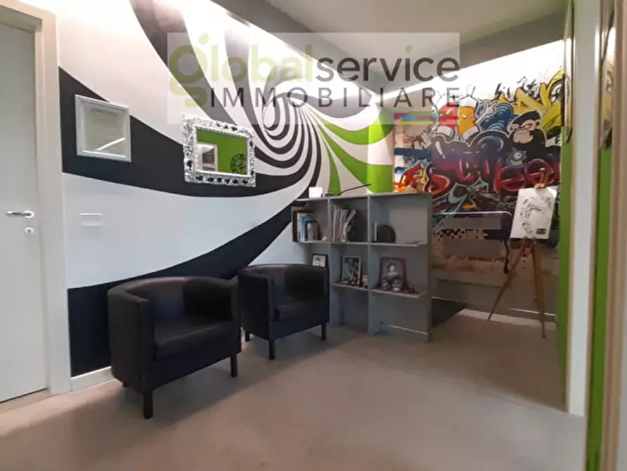 Immagine 7 di Negozio in affitto  in VIA QUARENA a Gavardo