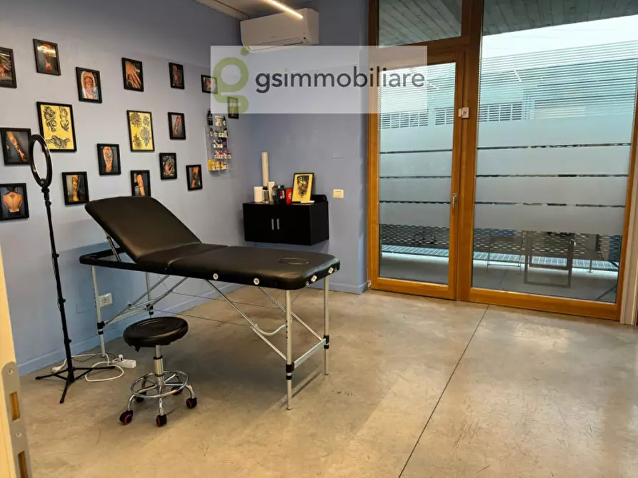 Immagine 12 di Negozio in affitto  in VIA QUARENA a Gavardo