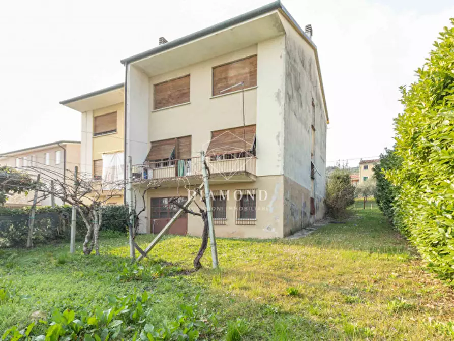 Immagine 1 di Casa bifamiliare in vendita  in Via Cornuda a Maser