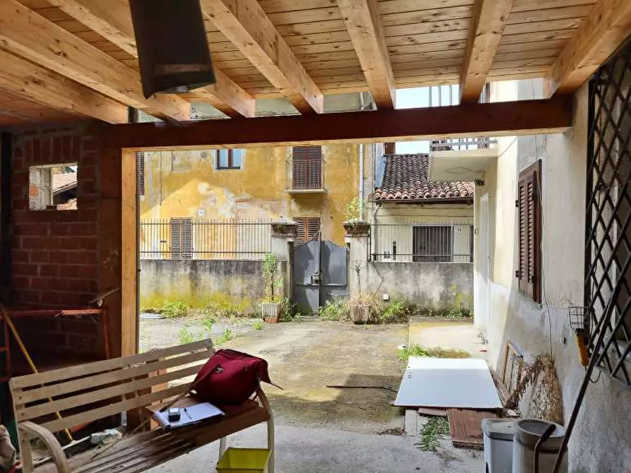 Immagine 1 di Villetta a schiera in vendita  in Via Maestra 29 a Biella