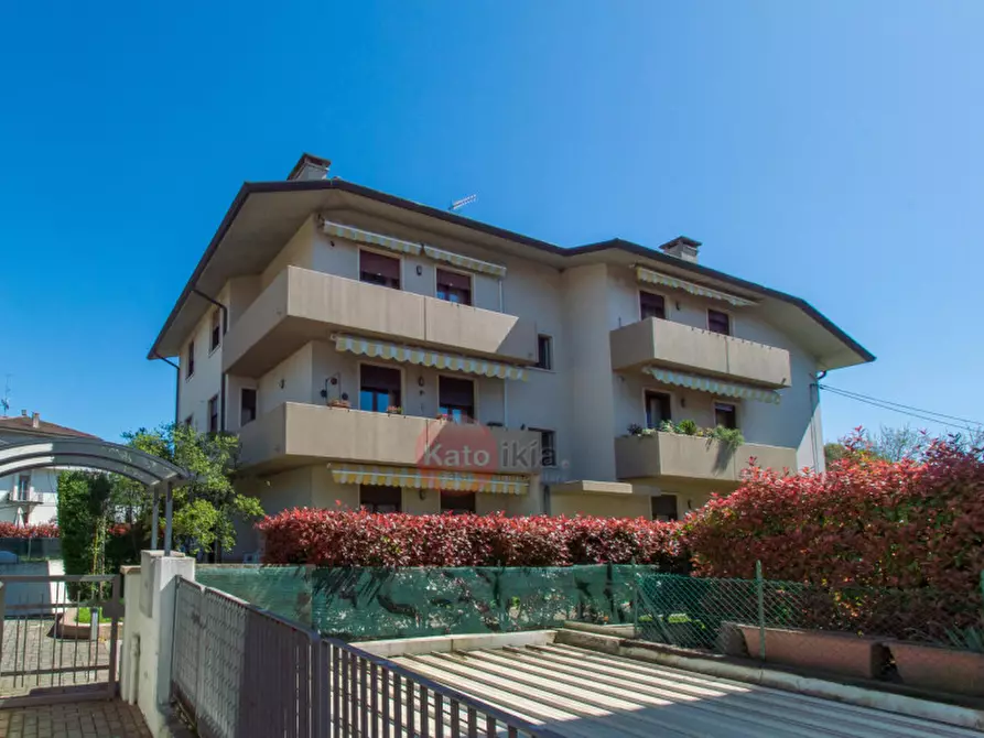 Immagine 1 di Appartamento in vendita  in Viale Morosini a Altavilla Vicentina