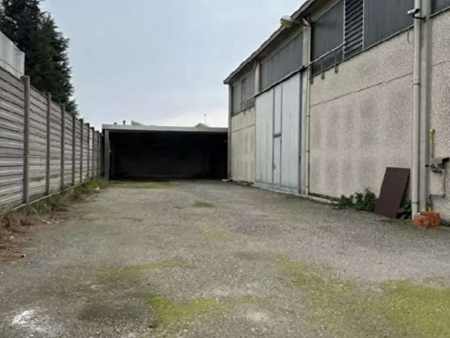 Immagine 4 di Magazzino in vendita  in VIA ABRUZZI a San Giuliano Milanese