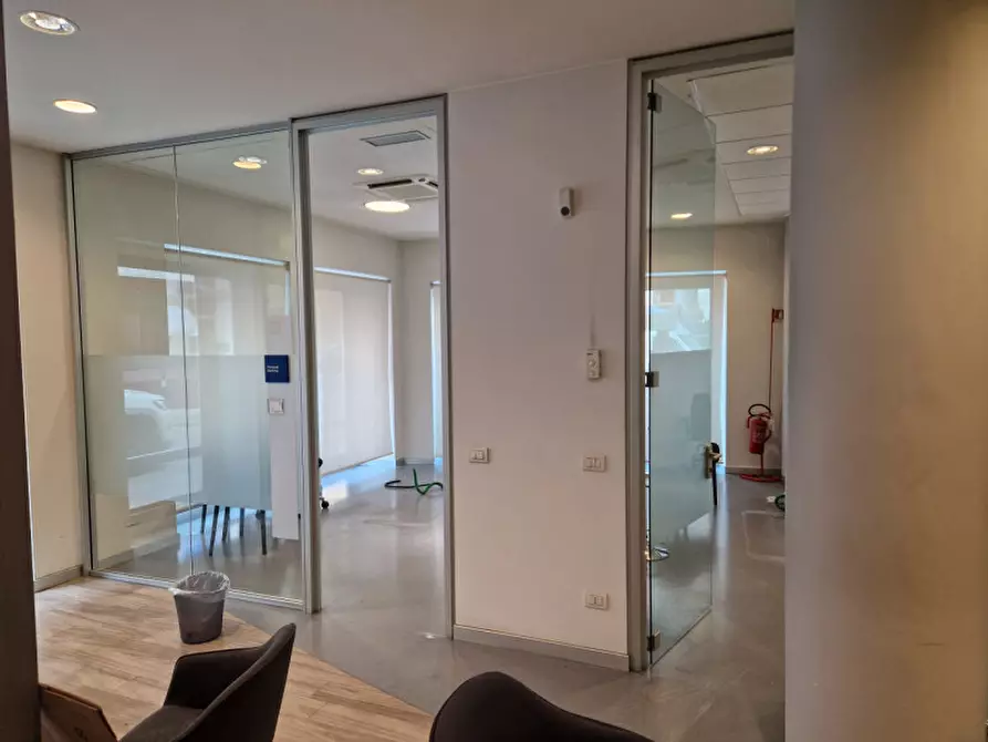 Immagine 5 di Negozio in affitto  in via Roma a Bassano Del Grappa