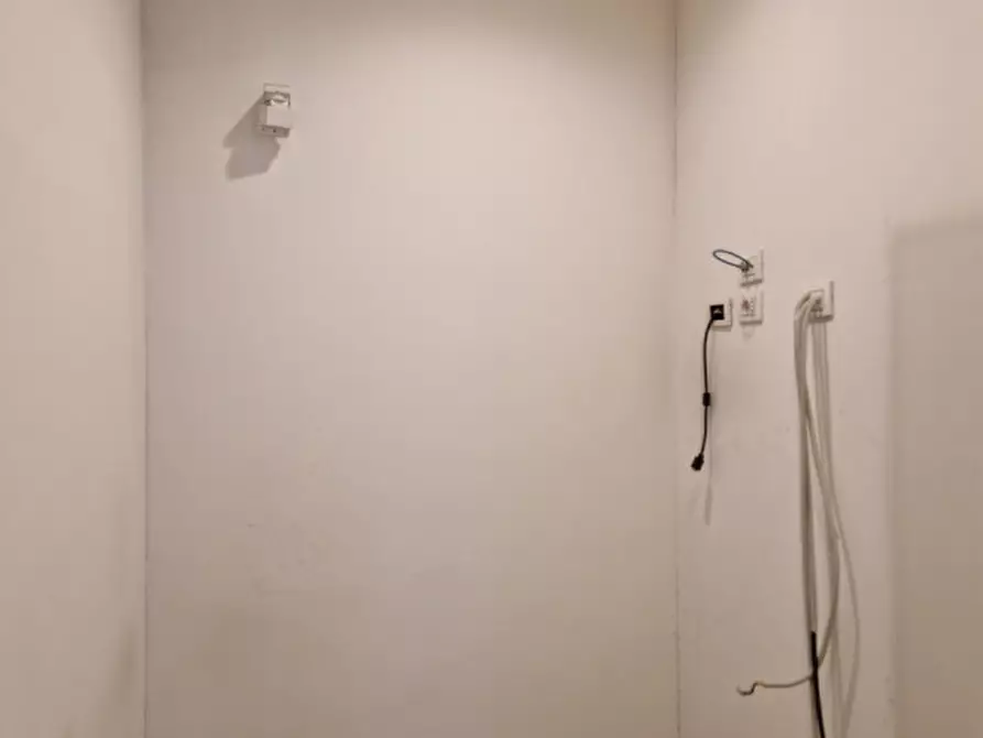 Immagine 15 di Negozio in affitto  in via Roma a Bassano Del Grappa