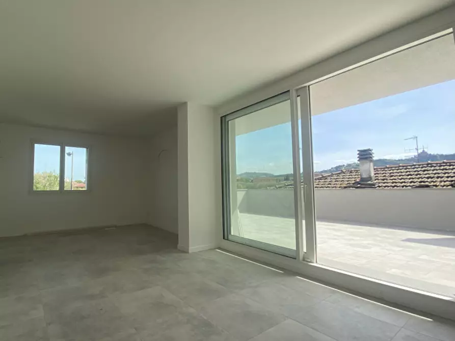 Immagine 1 di Attico in vendita  in quirino di marzio 46 a Bologna