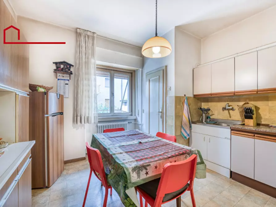 Immagine 1 di Appartamento in vendita  in Via Rovigo a Bolzano