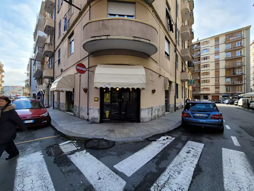 Immagine 1 di Negozio in vendita  in via collodi a Savona