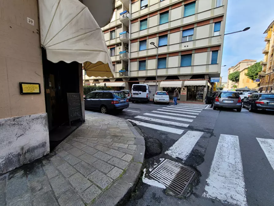 Immagine 7 di Negozio in vendita  in via collodi a Savona