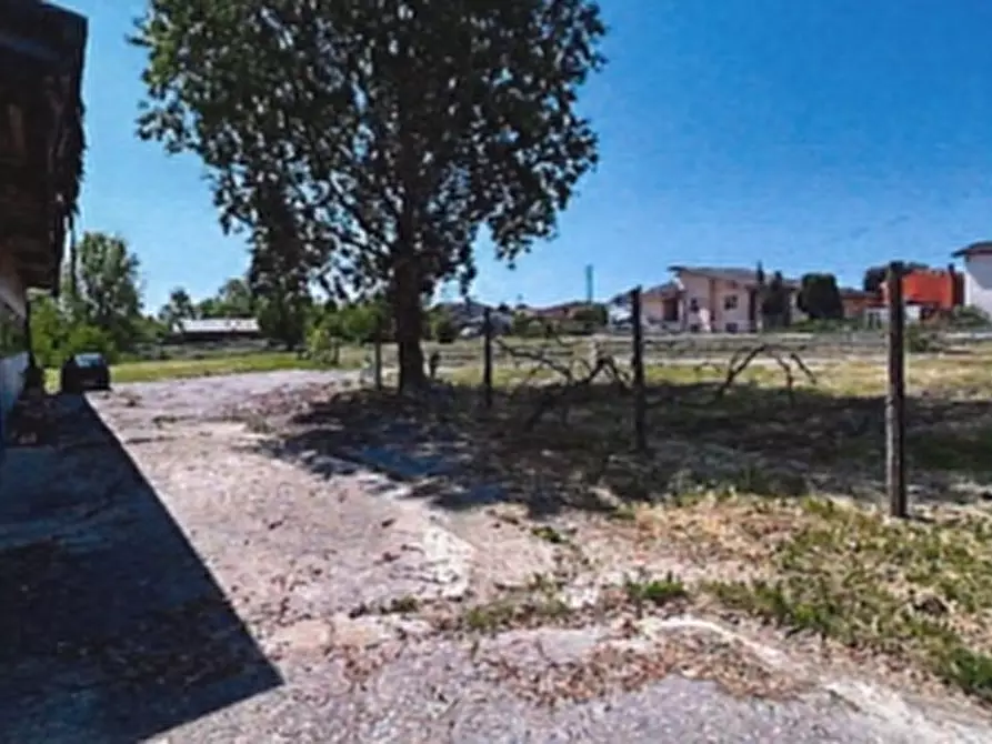 Immagine 6 di Palazzo in vendita  in VIA CAPITELLO 69 a Concamarise