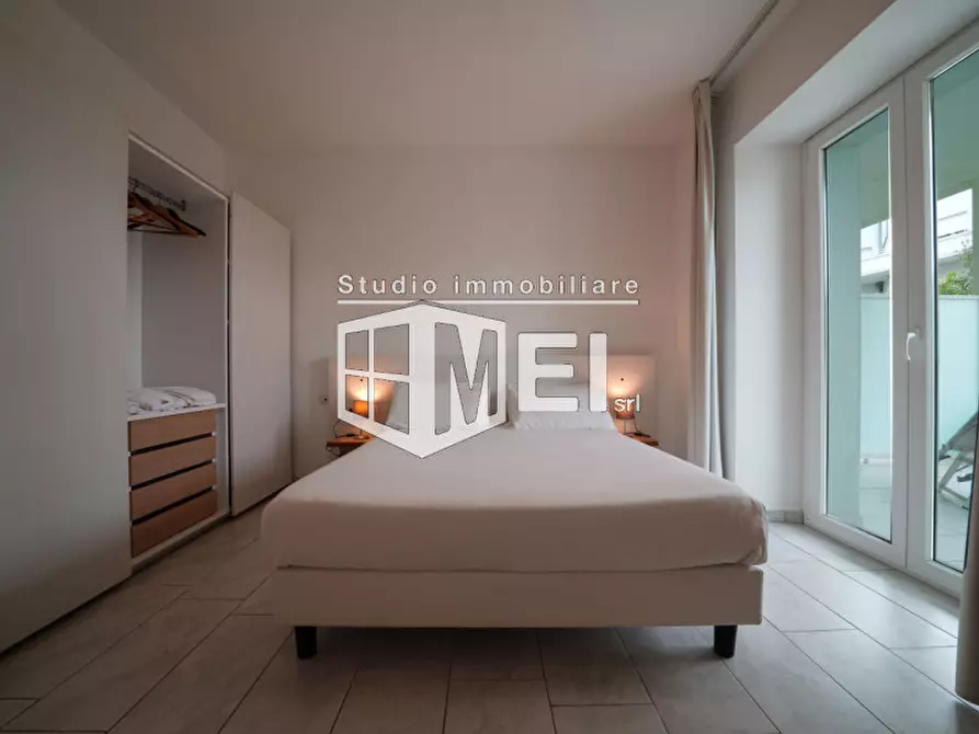 Immagine 5 di Appartamento in vendita  in viale del Tirreno a Pisa