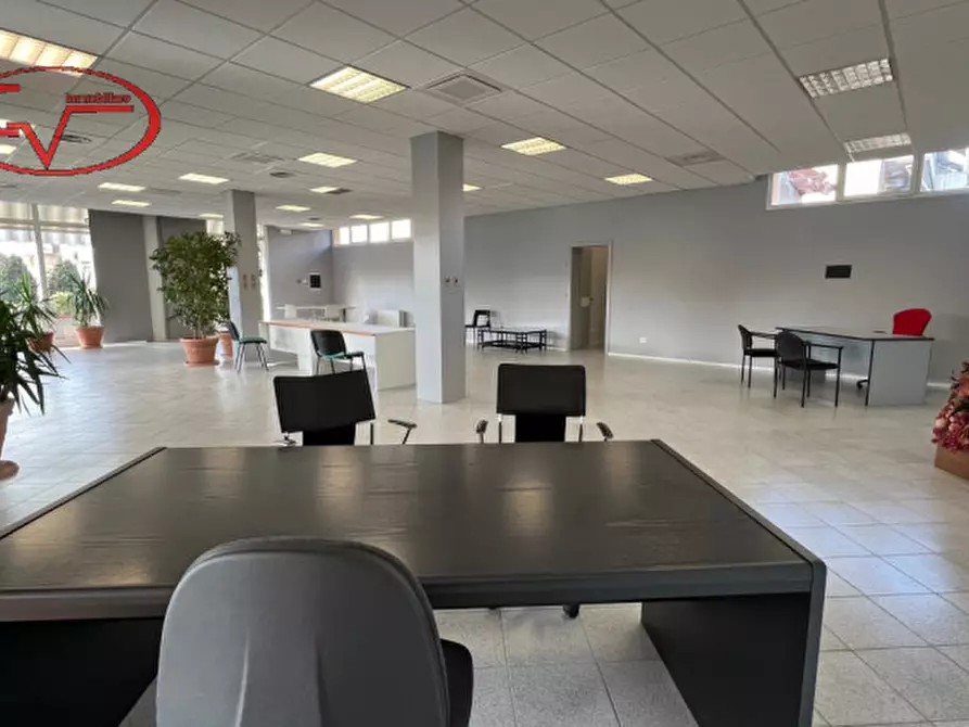 Immagine 1 di Ufficio in affitto  in via di terranuova a Montevarchi