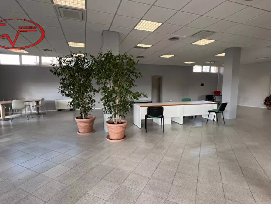 Immagine 2 di Ufficio in affitto  in via di terranuova a Montevarchi