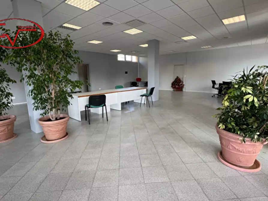 Immagine 3 di Ufficio in affitto  in via di terranuova a Montevarchi