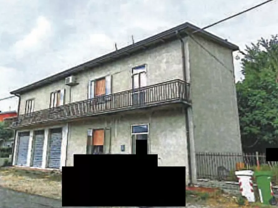 Immagine 1 di Casa bifamiliare in vendita  in VIA TRENTO 127-129 a Porto Viro