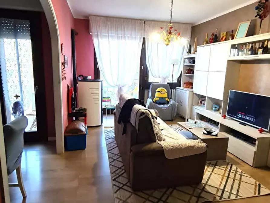 Immagine 1 di Appartamento in vendita  in Via Puccini a Cavriglia