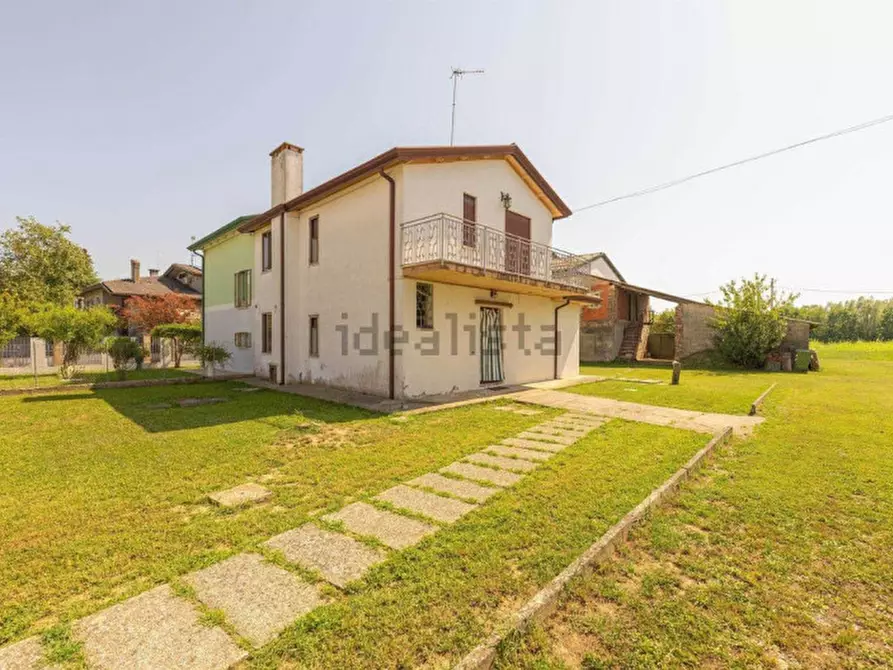 Immagine 1 di Casa bifamiliare in vendita  in Via di Rivale a Pianiga