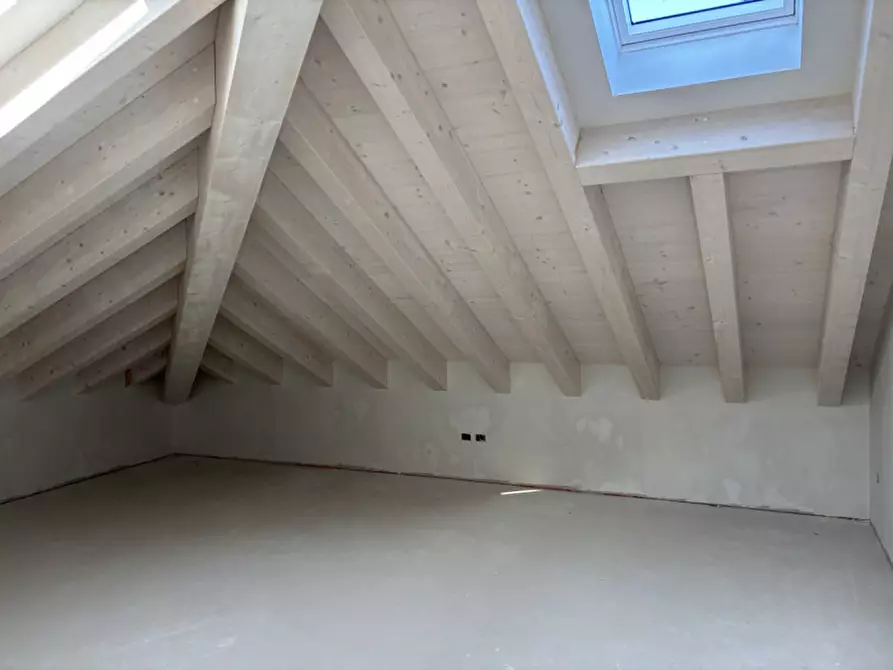 Immagine 4 di Appartamento in vendita  a Castelfranco Veneto