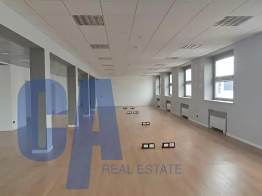 Immagine 15 di Ufficio in affitto  in VIA GROSIO a Milano