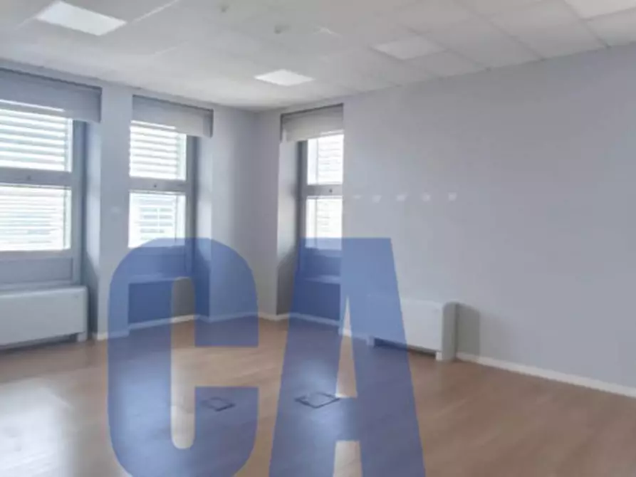 Immagine 1 di Ufficio in affitto  in VIA GROSIO a Milano